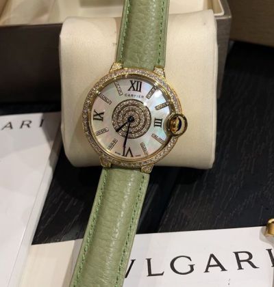Cartier Ballon Bleu De 36MM Simple Tasteful Crocodile Leather Green Braclelet Watch